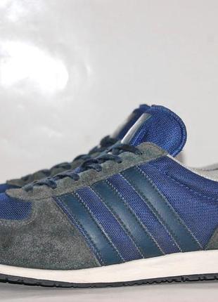 Кроссовки adidas р.43-44 original vietnam