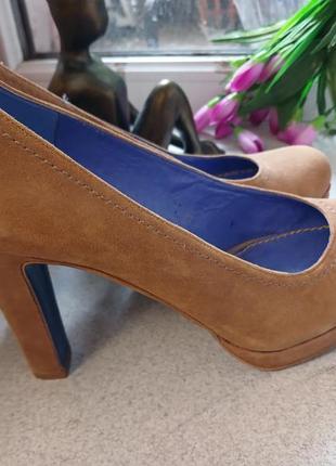 Кожаные туфли замш беж 38 устойчивые каблуки