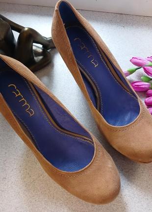 Кожаные туфли замш беж 38 устойчивые каблуки