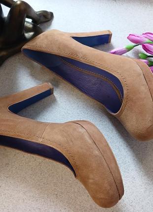 Кожаные туфли замш беж 38 устойчивые каблуки