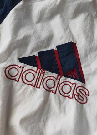 Вінтажна куртка adidas
оригінал4 фото