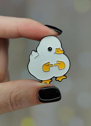 Металлический значок - пин "застенчивый утенок" (знач0597)