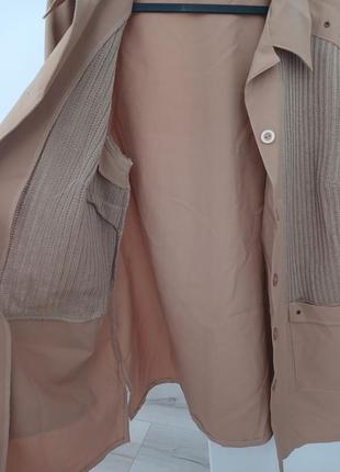 Легкий летний пижачок цвета кемэл, рубашка-пиджак кэмел, тонкий жакет кемэл3 фото