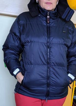 Классная зимняя курточка типа аляски