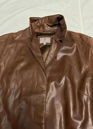 Шкіряна куртка красивого темно бежевого кольору коричнева вінтаж