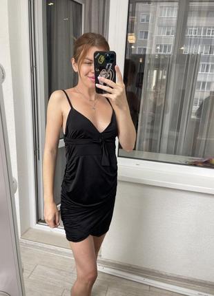 Платье черная мини с драпировкой6 фото