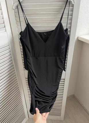 Платье черная мини с драпировкой7 фото