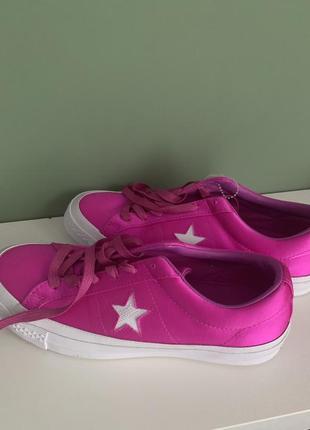 Жіночі кеди converse