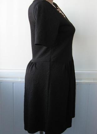 Сукня фактурна з прикрасою5 фото