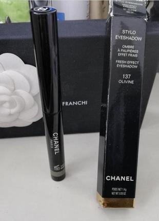 Ремові тіні-олівець з охолоджувальним ефектом chanel stylo eyeshadow fresh effect eyeshadow тон 137 olivine шанель chanel