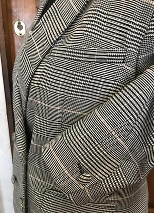 Прекрасний   серый пиджак в клейку размер  38 пог-50 пою-564 фото