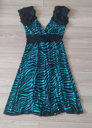 Платье m