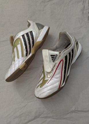 Бутси копи сороконожки залки adidas predator powerswerve