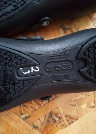 Шльопанці босоніжки балєтки балетки crocs w78 фото