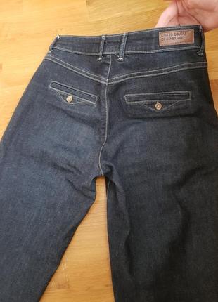 Качественные джинсы высокой посадки
