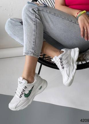 Женские кроссовки в стиле найк белые на платформе маломерки3 фото