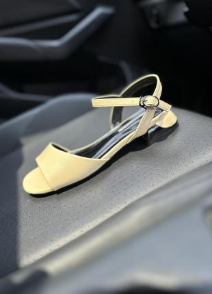Босоніжки 🌿 каблук сланці сандалі сабо класика босоніжки2 фото