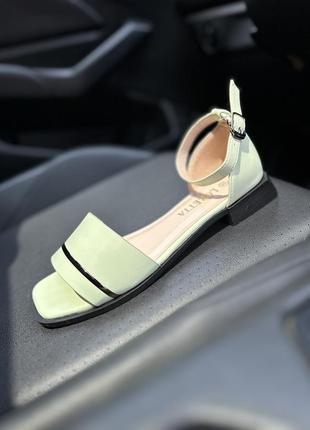 Босоніжки 🌿 каблук сланці сандалі сабо класика босоніжки