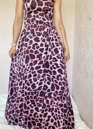 Красивейшее платье в пол с оголенной спиной розовый леопард s2 фото
