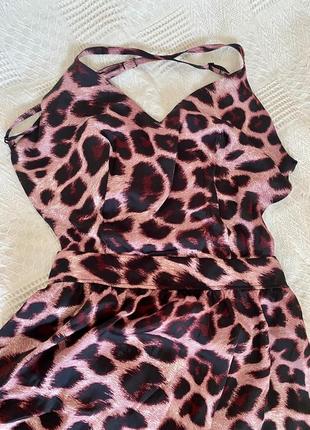 Красивейшее платье в пол с оголенной спиной розовый леопард s8 фото