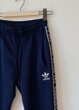 Женские штаны adidas2 фото