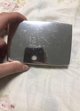 Пудра компактная