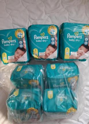 Підгузники (2-5кг): pampers baby-dry, pampers premium care, hallo welt, lillydoo.