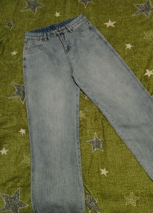 Светло-голубые широкие джинсы2 фото