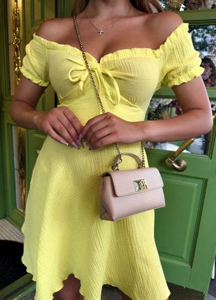 Трендовое муслиновое мини платье с открытыми плечами короткая с регулирующими завязками на спине платье белая розовая желтая