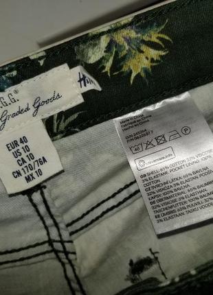 Джинси штани з квітковим принтом logg by h&m (eur 40, us 10)2 фото