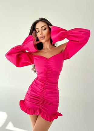 Идеальная розовая малиновая барби платье с длинным рукавом подчеркивает грудь и талию лето тренд 202