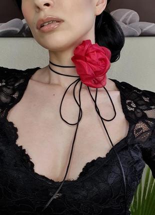 Колье чокер с большим цветком темно-красным  на шею ожерелье с розой