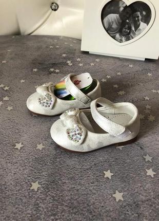 Туфли детские для девочки