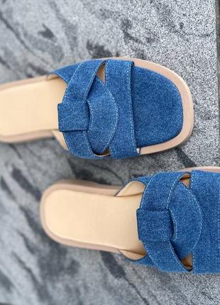 Шлепанцы женские из джинса синего цвета3 фото