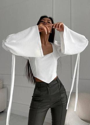 Блуза з акцентними рукавами легка та повітряна2 фото
