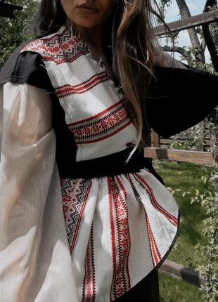 Льняной жакет в этно стиле с бахромой и рукавами клеш2 фото