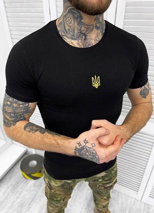 Футболка хлопковая с вышитым гербом украины, черный