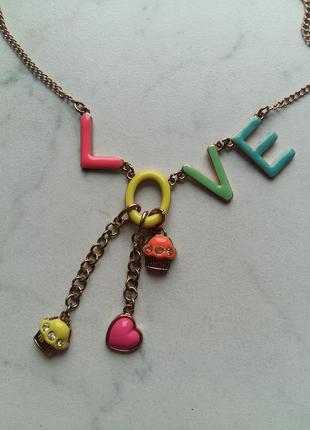 Нежное яркое ожерелье цепочка love1 фото