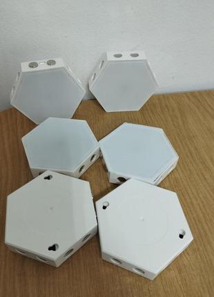 Б/у hexagon rgb lights - сотовые настенные светильники7 фото