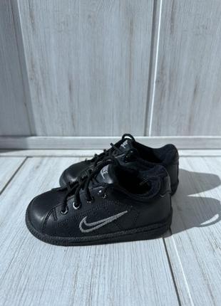 Кроссовки nike.21.5