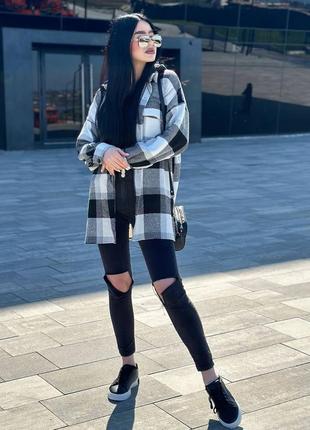 💫 женская теплая рубашка в клетку удлиненная в клетку с капюшоном