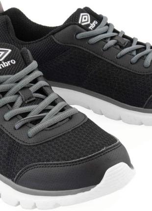 Активні жіночі кросівки для бігу та спортивної ходьби umbro low sneaker спортивне взуття умбро текстиль