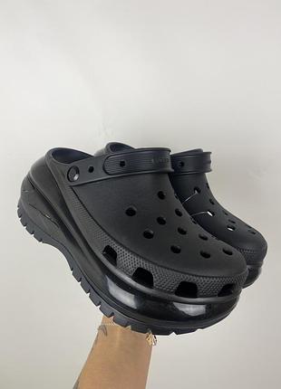 Женские кроксы сабо crocs classic mega crush black