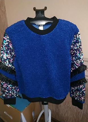 Интересный,нарядный,новый свитер.турция