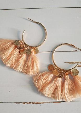 Сережки кисточки