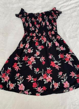 Нежное платье