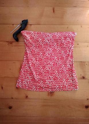 Майєчка в середині з підтримуючим топом