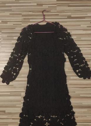 Чорна сукня  повністю в'язанна крючком квітами1 фото