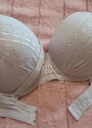 Бюстгальтер 95d. новый
