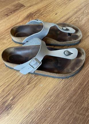 Шльопанці вʼєтнамки birkenstock